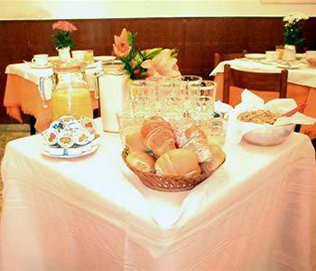 Alex Hotel Velence Kültér fotó