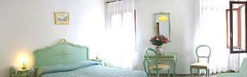 Alex Hotel Velence Kültér fotó